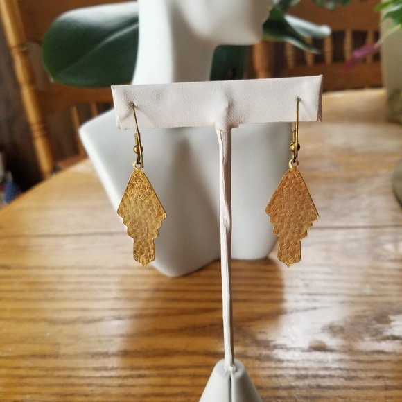 VINTAGE GOLDTONE MULTI COLORS RED HEART EARRINGS - Picture 4 of 4